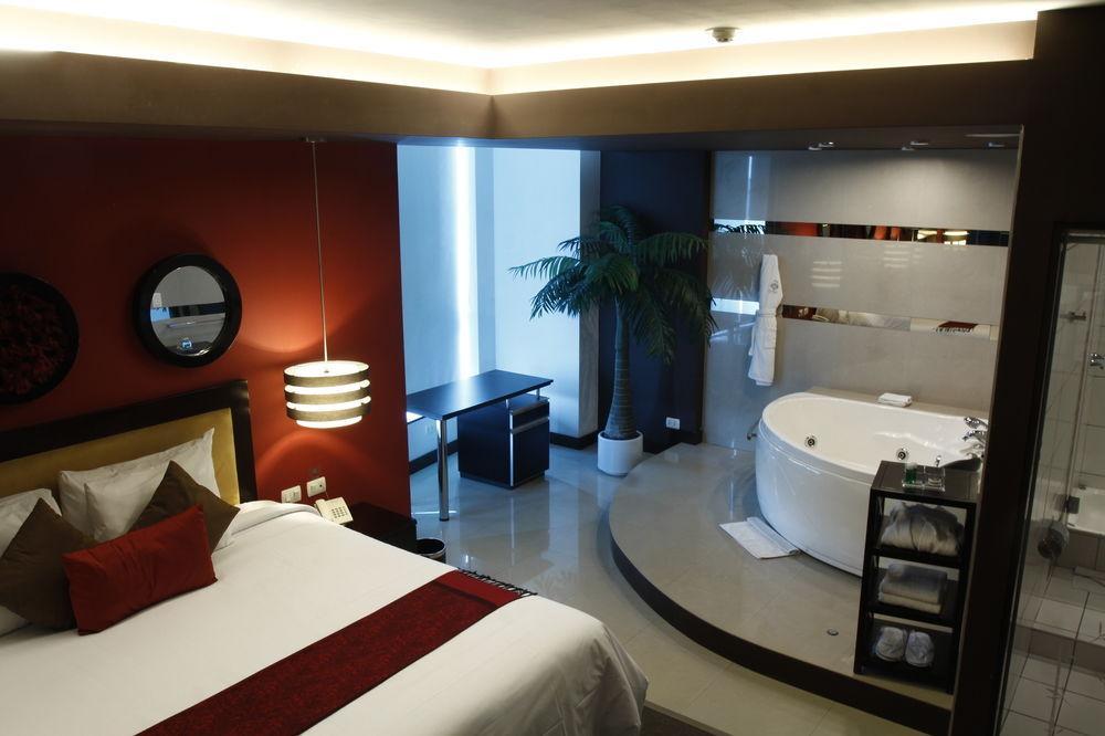 Hotel Ginebra Ліма Екстер'єр фото