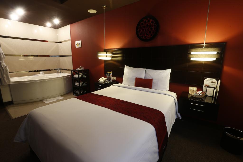 Hotel Ginebra Ліма Екстер'єр фото