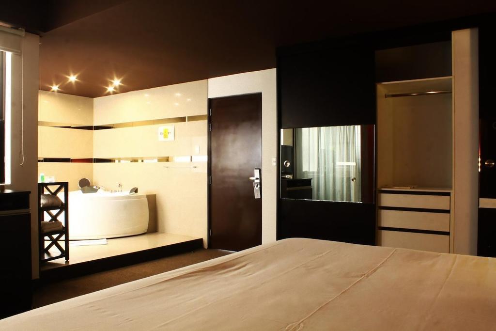 Hotel Ginebra Ліма Екстер'єр фото