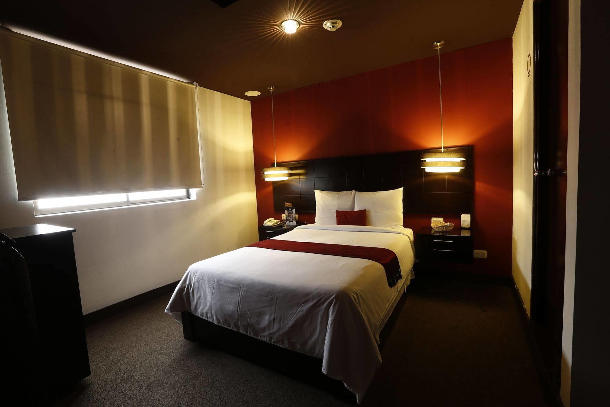 Hotel Ginebra Ліма Екстер'єр фото