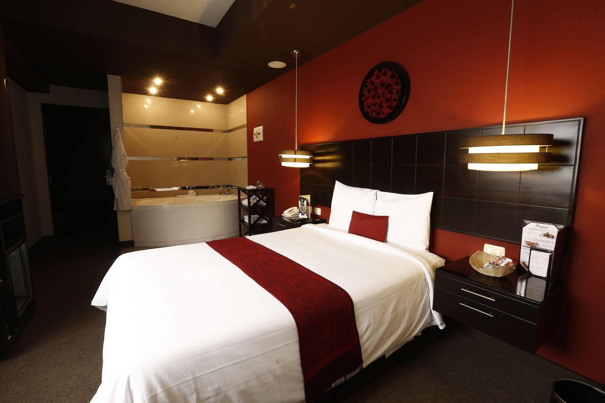 Hotel Ginebra Ліма Екстер'єр фото