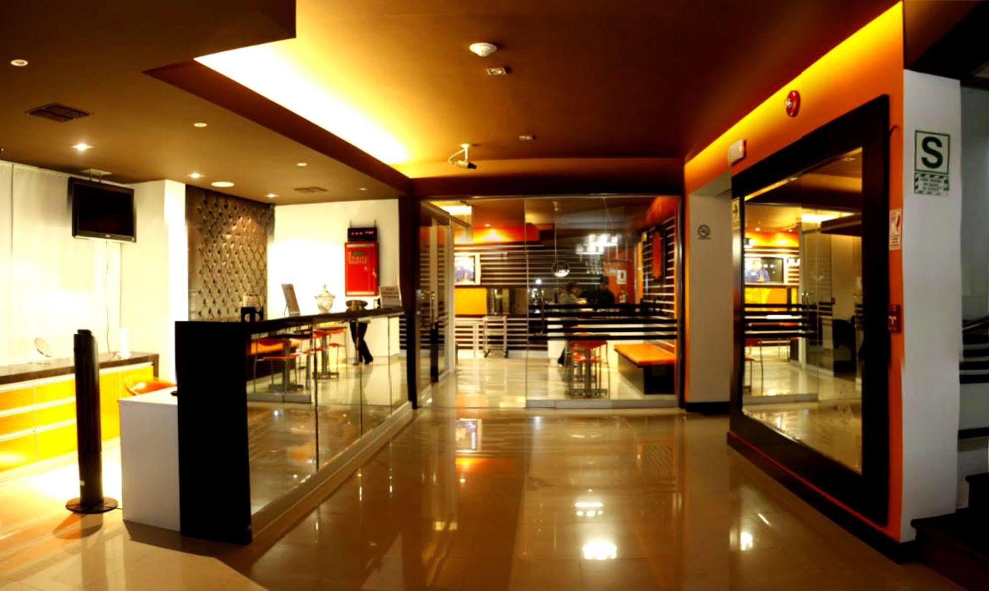 Hotel Ginebra Ліма Екстер'єр фото